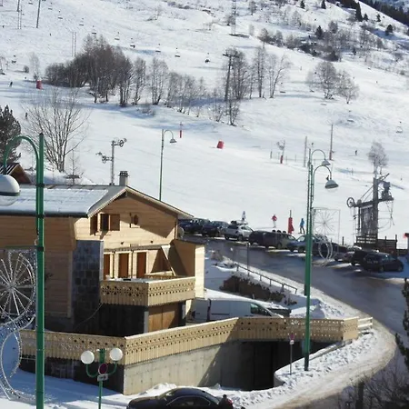Chalet Au Pied Des Pistes, Grand Chalet Le Sereina Sauna, Jacuzzi Piscine Interieure 16/18 Pers